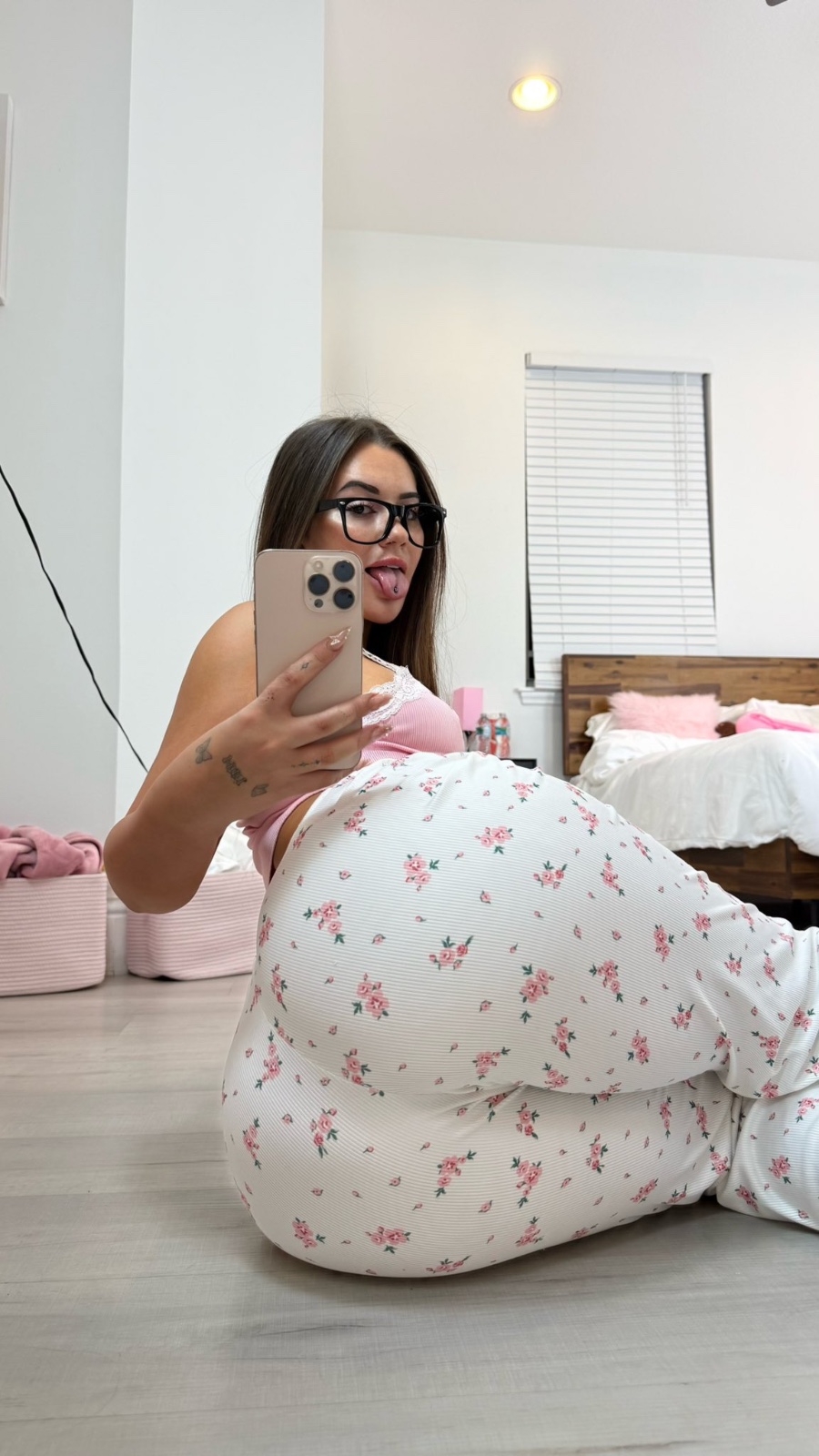 Anita Hook up 🥵 masssge 🥵🥵 blow job and other services