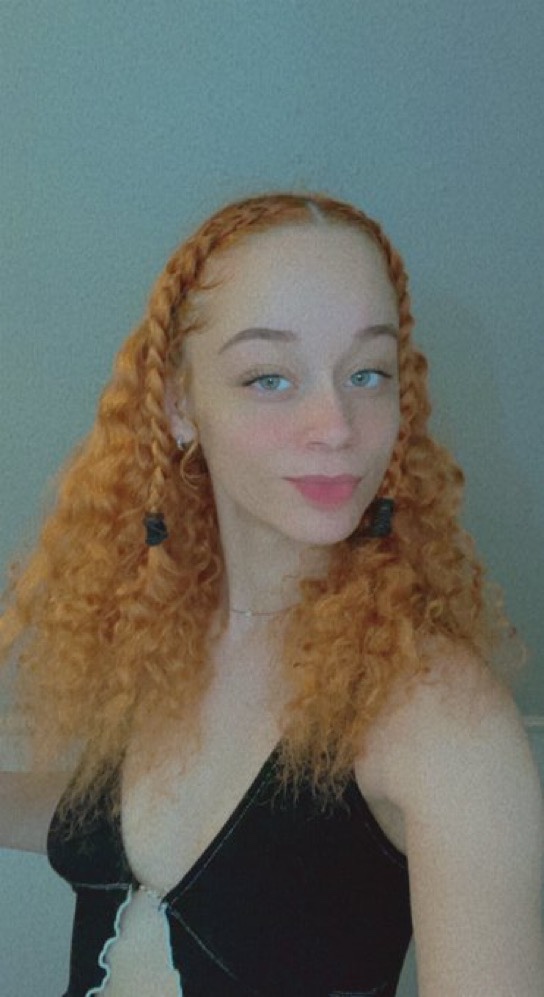 Hey 🥶😍👋 I sell all kinds of party 🎉 favors 🧊 ❄️ hookup,massages