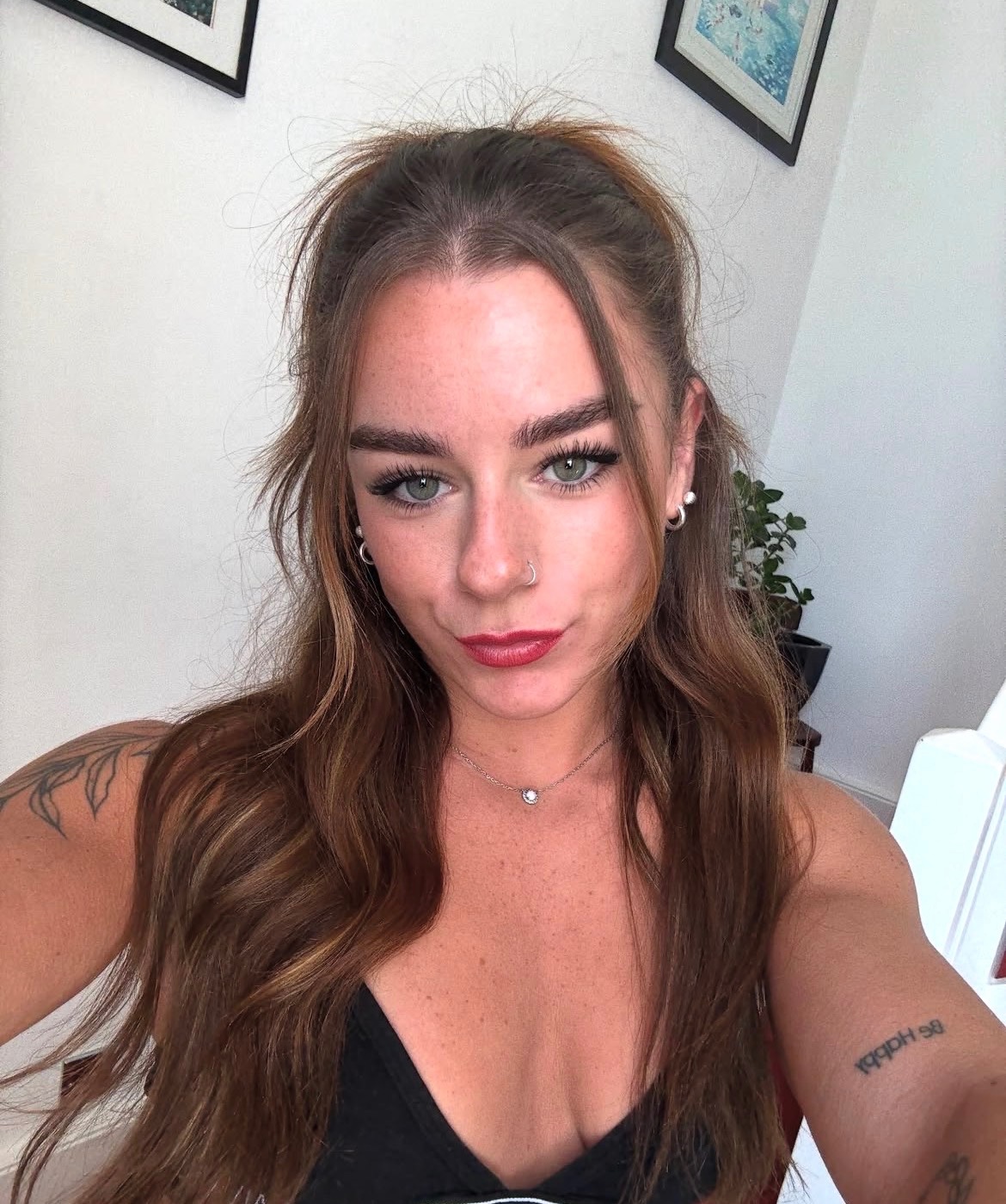 I am available for both incall❤️🥂💋 and outcall🥂💋❤️ services 💋🥂❤️