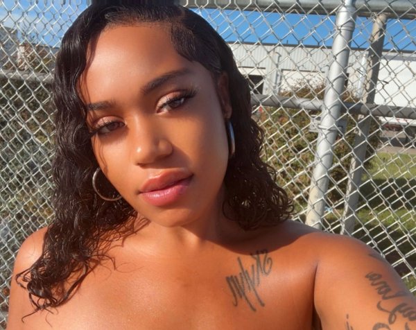 Exotic Puerto Rican 💋 Nice And Curvy come grip my handles  😘