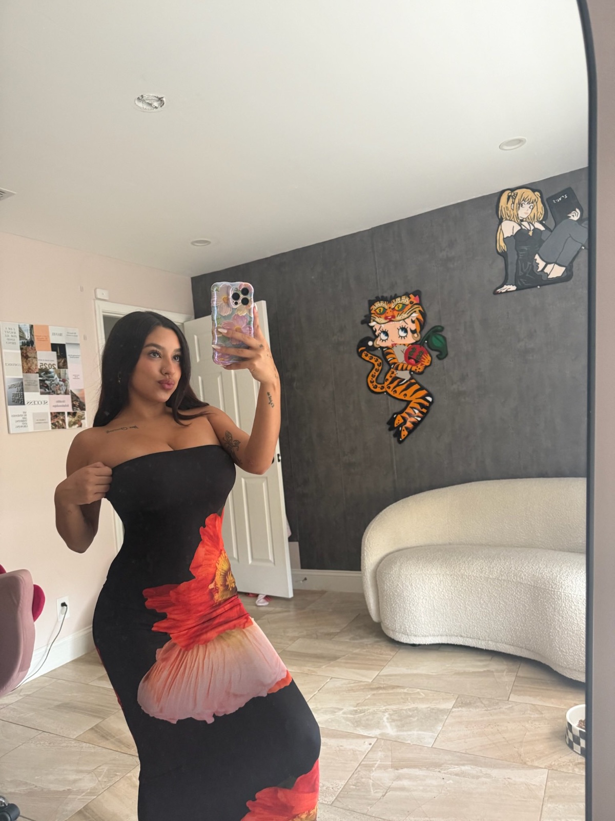 Hot freaky🍑💦 HMU SnapChat: valariez22 or (448) 799-0440