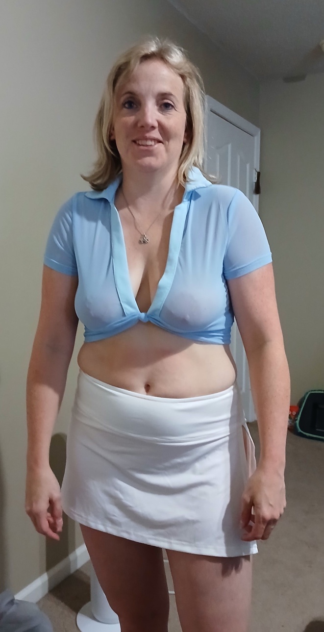 I’M VERY HORNY LETS FUCK !!🍆🍑🍑😍