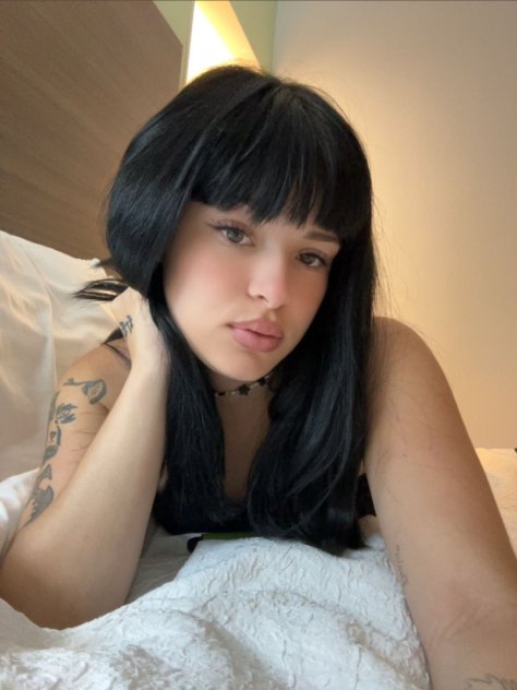 Cubanita jovencita❤️😘