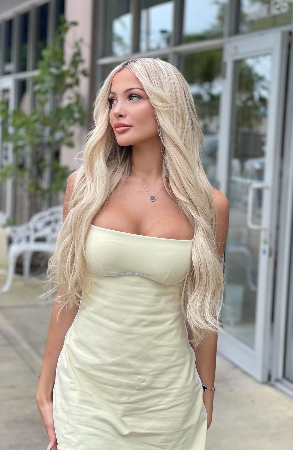 Would you like me to squirt 💦 all over your face daddy ? text: +16822064369