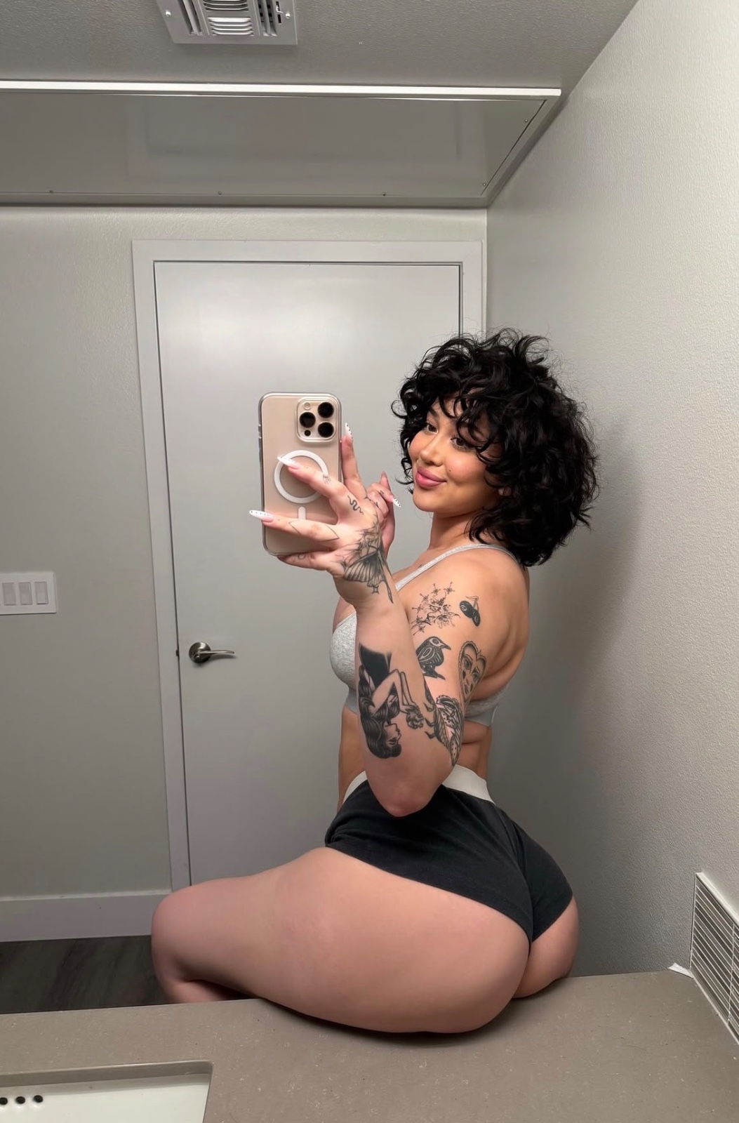 I’M AVAILABLE NOW – YOUR PERFECT ESCAPE AWAITS ❤️💆‍♀️✅