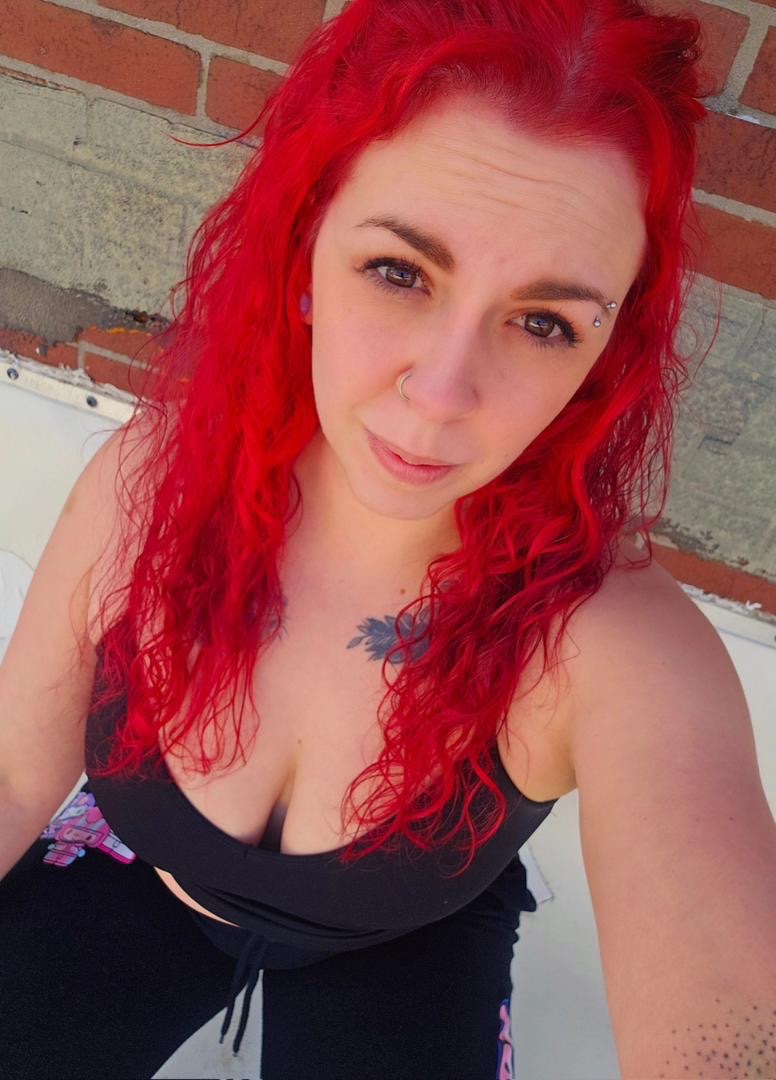 I’m HORNY and AVAILABLE for fun rn 😩💦👅🍆INCALL & OUTCALL