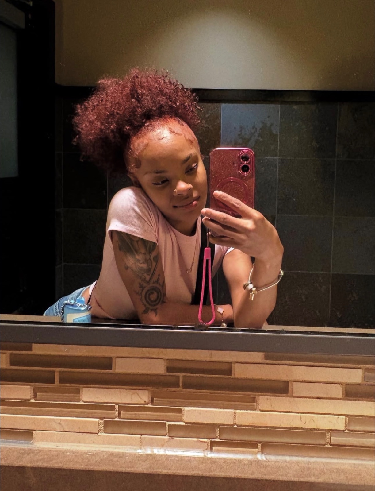 CLEAN,100% LEGIT AND UPSCALE BEAUTY AVAILABLE FOR HOOK UP INCALL & OUTCALLS FUN HIT ME UP ANYTIME!