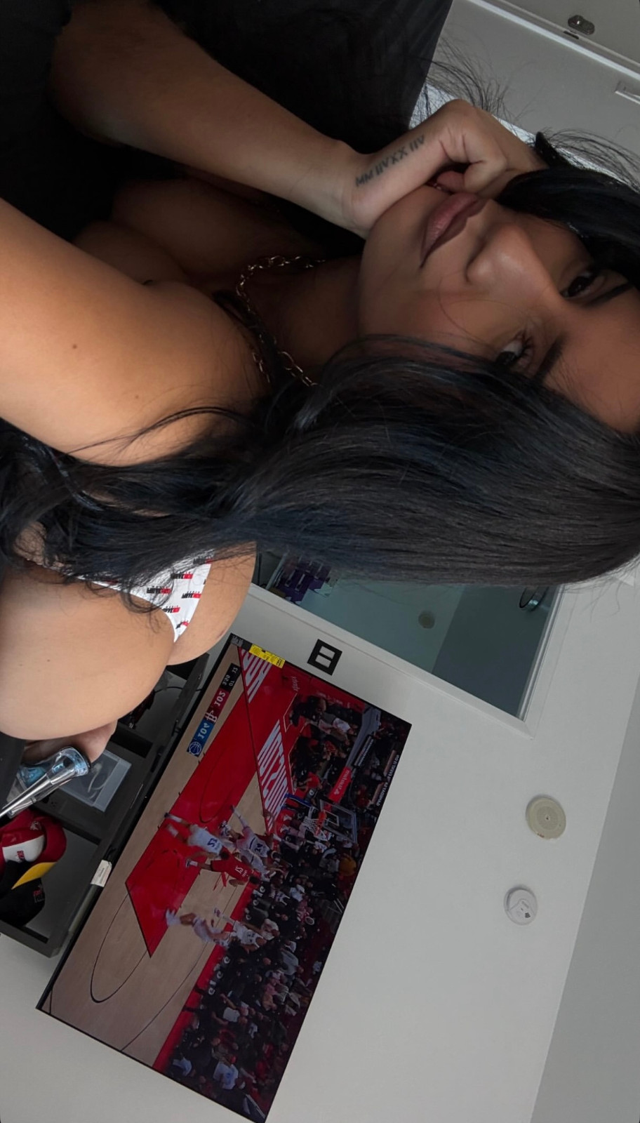 AVAILABLE FOR HOOKUP RIGHT NOW💦🥵🍆🍑 TEXT ME:(559) 216 9033