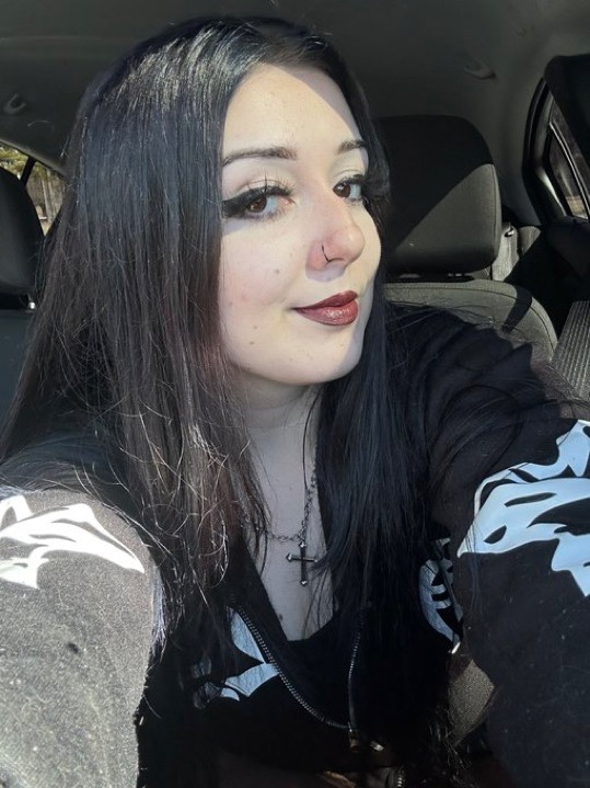 Your Discreet Addiction, Premium Experience the type you remember forever 😍