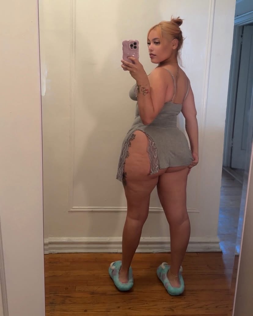 Escorts available now for hookup