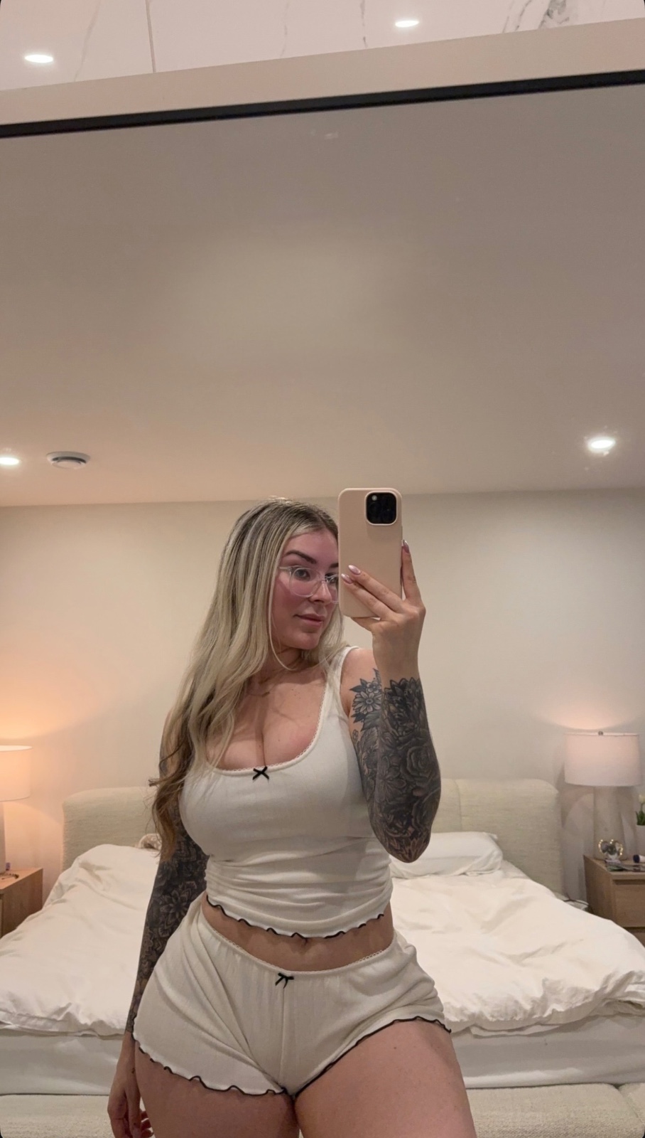 🍑🍆I OFFER 💕INCALL,OUTCALL.HOMEandHOTEL 🏨SERVICES🥰CAR DATE,***,BBJ