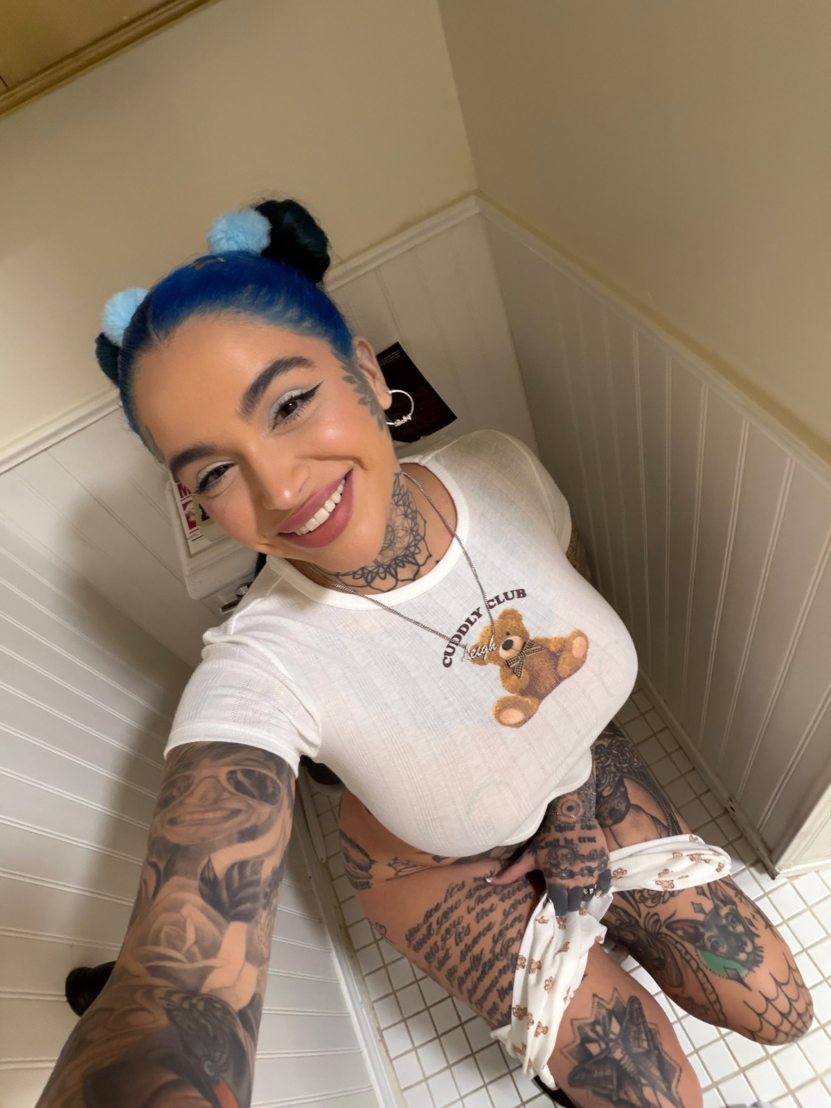 I’m a mature hooker, with high levels of sweetness, you can count on my service😋