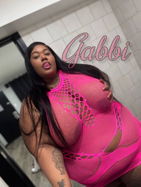SSBBW NEW IN THE AREA