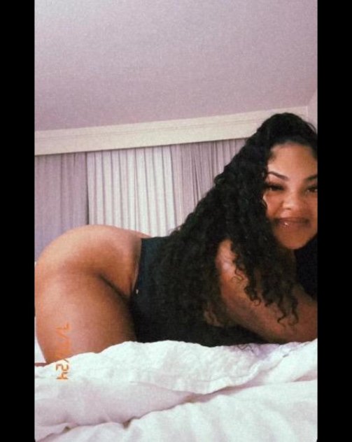 upscale spinner🥰❤new in town come get wet🥹💦💦😘