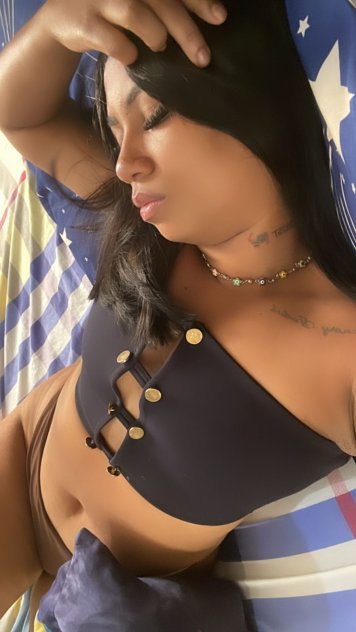 Hot sexy Latina, very freaky naughty girl. Papi call me