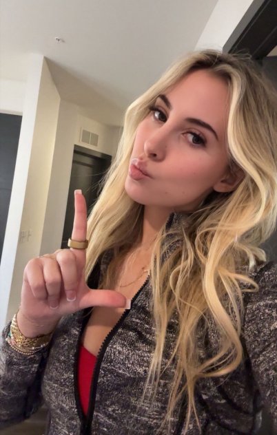 I’m available for Incall and outcall service