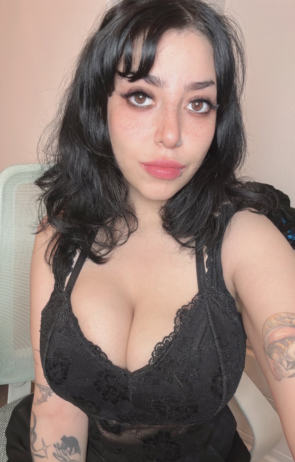 READY AND AVAILABLE FOR MEETUP 🤭🍑 💦💯