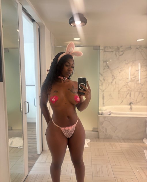 🥰Let’s have some fun guys your black girl is arrived +1 617-438-8609