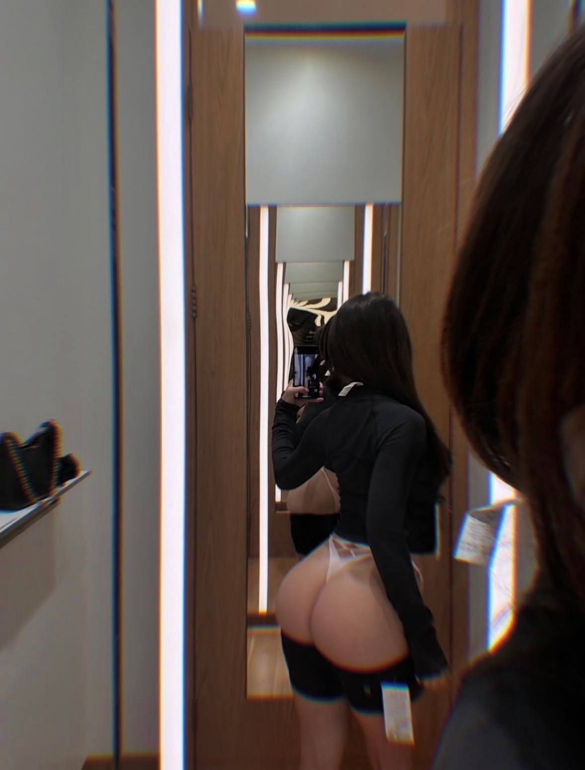 AN ASIAN GIRL TO SATISFY YOUR FANTASIES & WANT YOU SO DEEP INSIDE OF ME