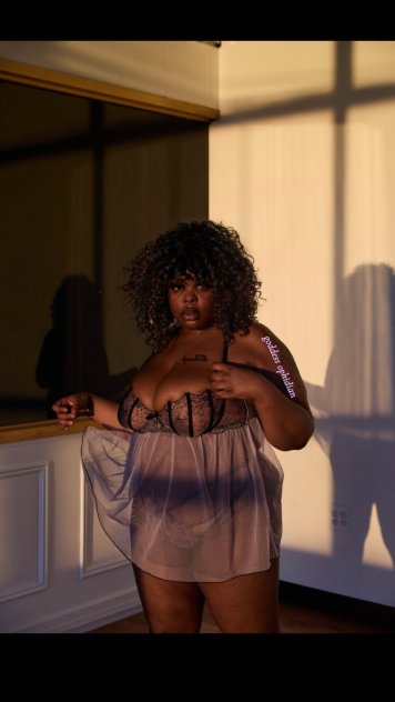 3 Hole Ebony Beauty Eager for you