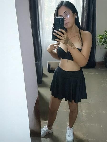 Nueva y Apretadita (786) 716-4990 GFE DATY 69