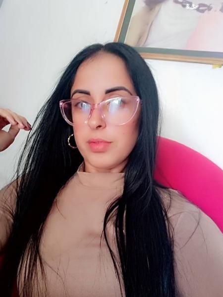 Nueva y Apretadita (786) 716-4990 GFE DATY 69