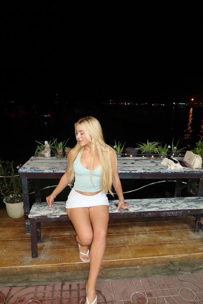 Hook up,massage, blow job , sex , anal rim hot 🥵 GFE