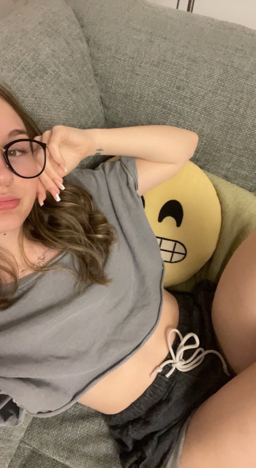 Hot Milf 👅💦🍑 available to meet up💦