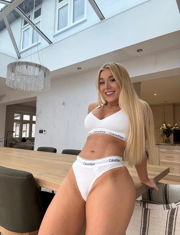 Hook up,massage, blow job , sex , anal rim hot 🥵 GFE