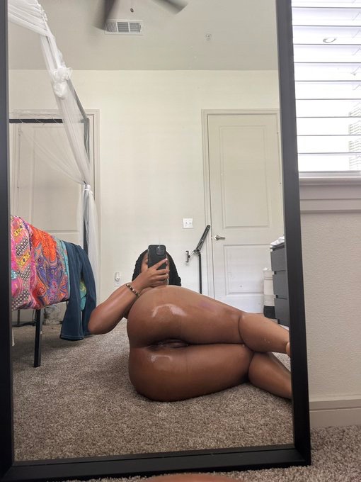 420 friendly 💨First Time👉Naughty cute Girl Ready To Play DAY OR NIGHT SExX💖 Embrace Sweet pussy❤️