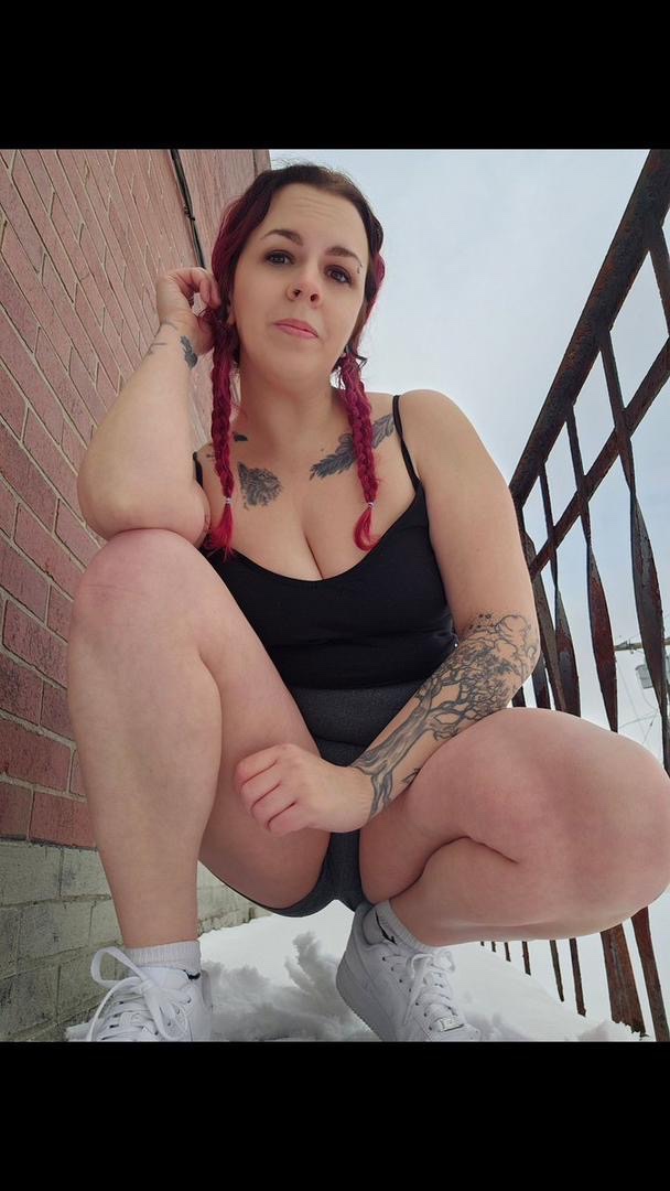 I’m HORNY and AVAILABLE for fun rn 😩💦👅🍆INCALL & OUTCALL