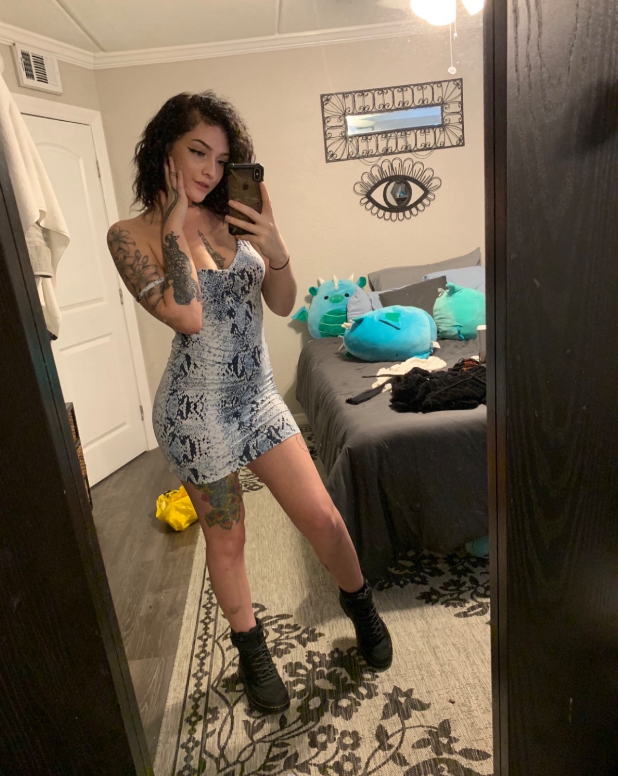 Down for some fun ? Send me a request on 🫰snap🥵chrystalrowla25