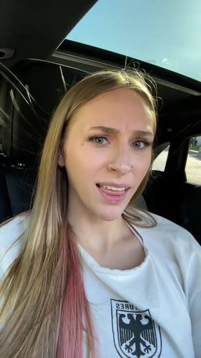 Hey baby im down to fuck !