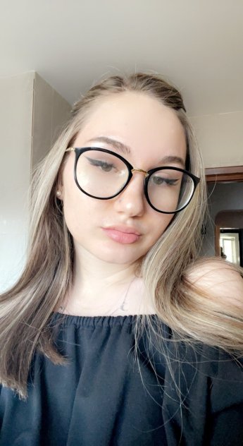 I'm available for hookup and dawn to fuck