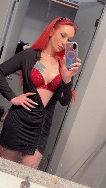 𝕋ℍ𝕀ℂ𝕂 and ℙℝ𝔼𝕋𝕋𝕐 #𝟏 𝐆𝐞𝐧𝐭 Pleaser