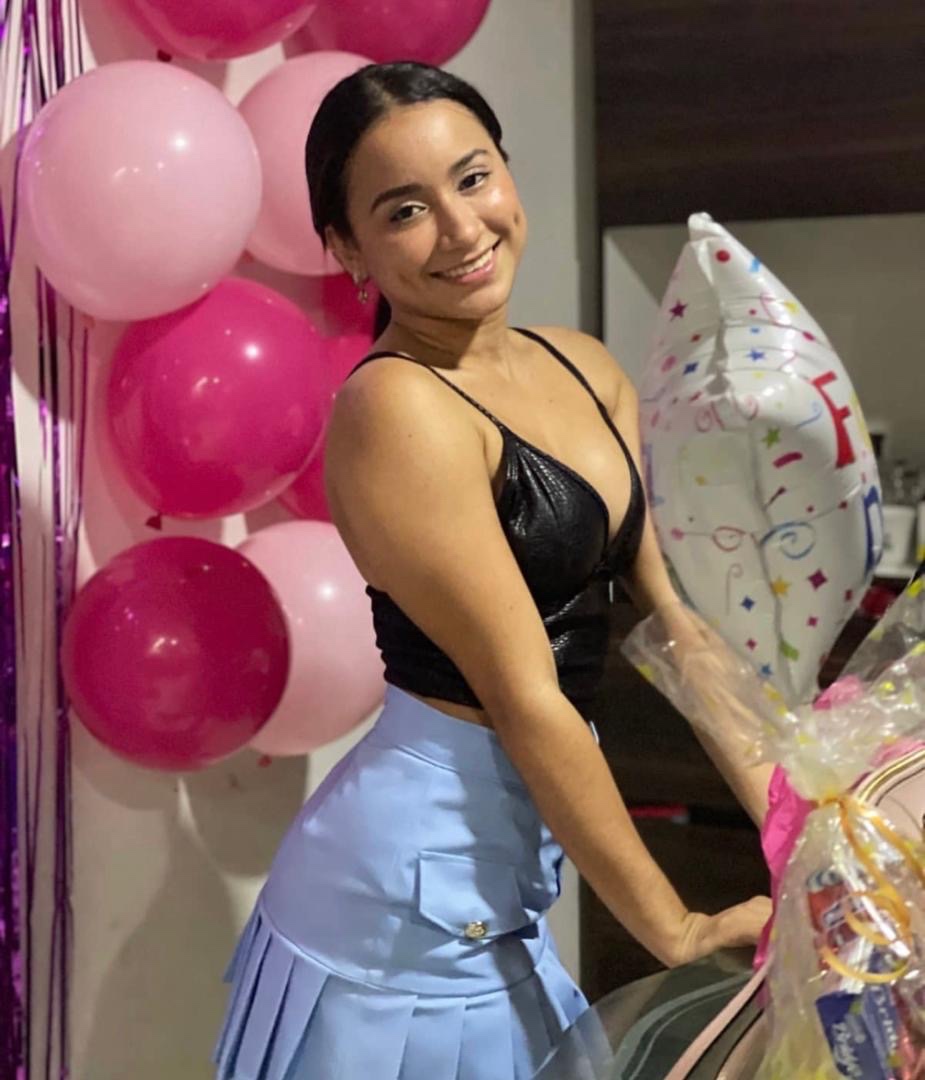 I’m available for hookup💦🍆