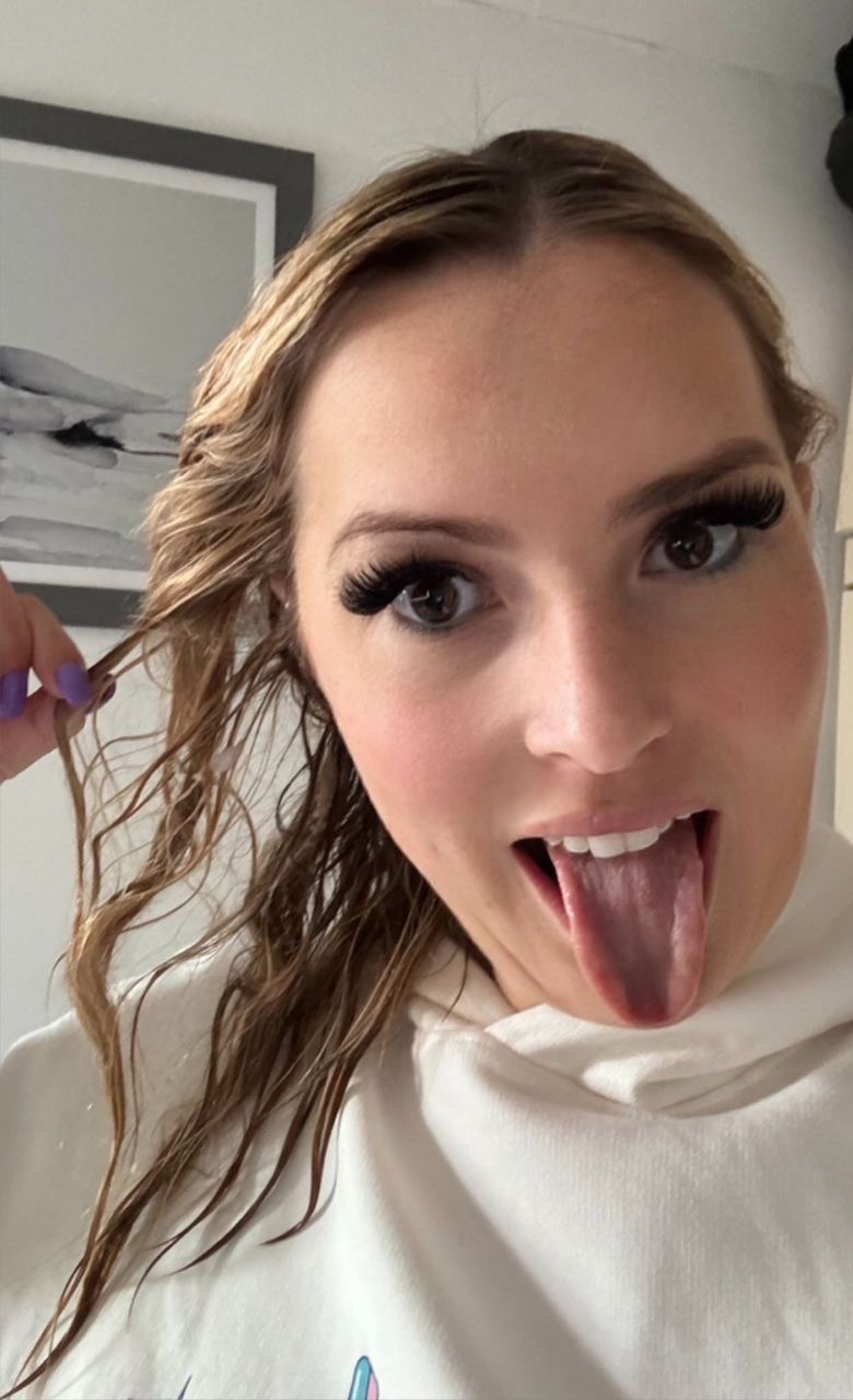 New sexy girl,hot and very naughty is available for in an out service +17572851729 dm for details