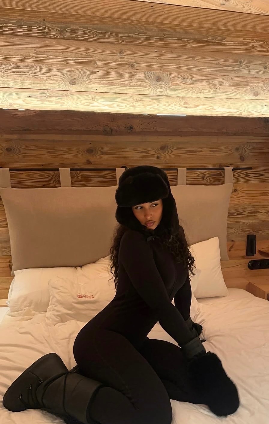 Hi 💞🫂I’m  always in a cheerful mood for fun text me  🎄 💞💞😊