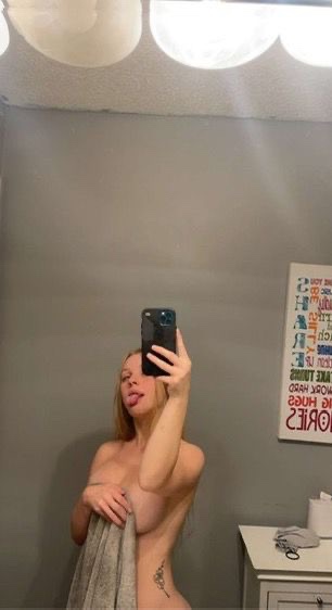 I’m a freaky nasty 🤤🍑 baby girl hookup with me let’s fuck text me on +1 402-907-5189