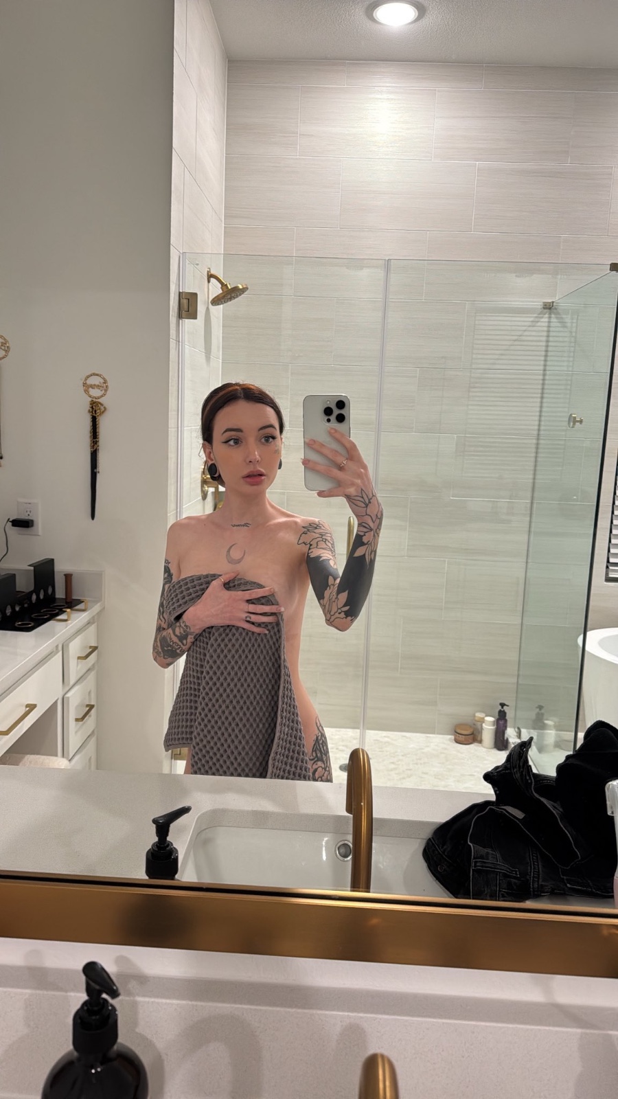 Hello I’m dorah my number : (931)841-1321 I squirt text me on Discord: dorah121