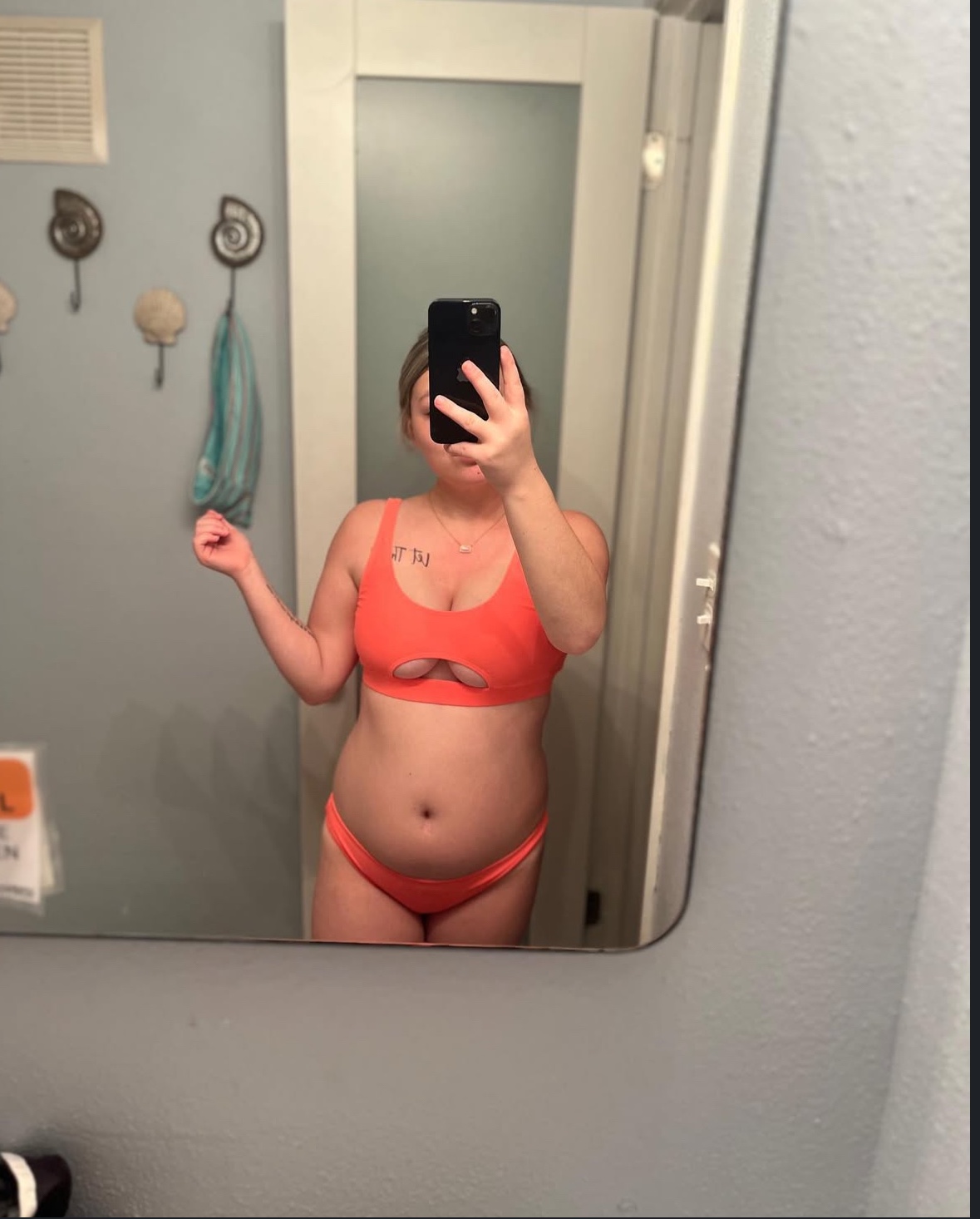 I am available for hookup Incall and outcall services