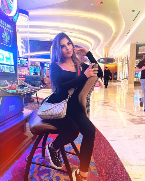 Nueva y Caliente (786) 851-5634 GFE BBBJ TRIOS