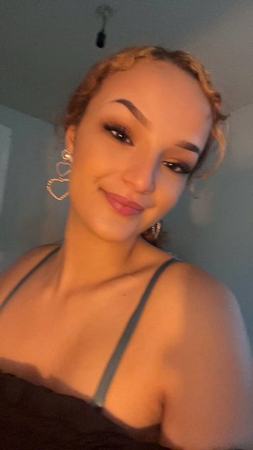 Available incall/outcall FaceTime show/naught content💦