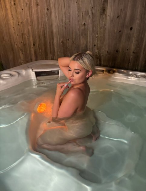 I’m available for for FaceTime show and hookup I’m very sweet