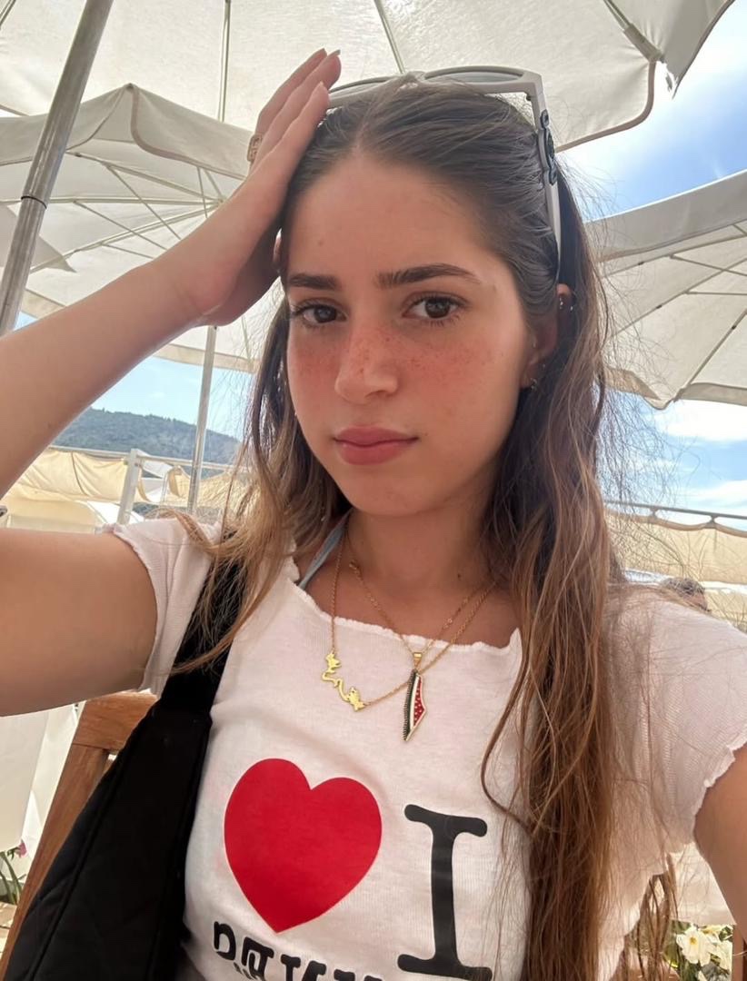 Hey there i am sophie a masseuse, i offer massage session. 💋HMU on Signal ; 7024475251