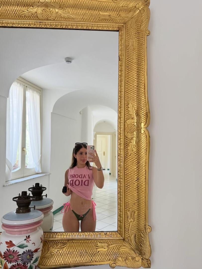 Hey there i am sophie a masseuse, i offer massage session. 💋HMU on Signal ; 7024475251