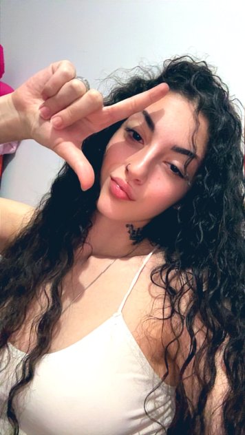 I’m available for both in call and out call service 24/7 💯