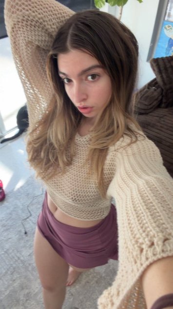 Available for both Incall and Outcall or FaceTime show