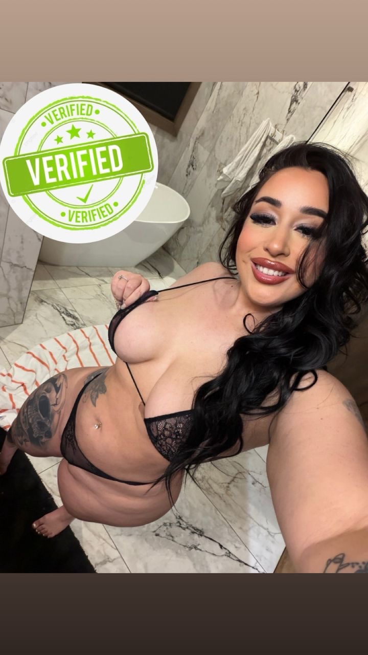 Available for Discreet Hookup