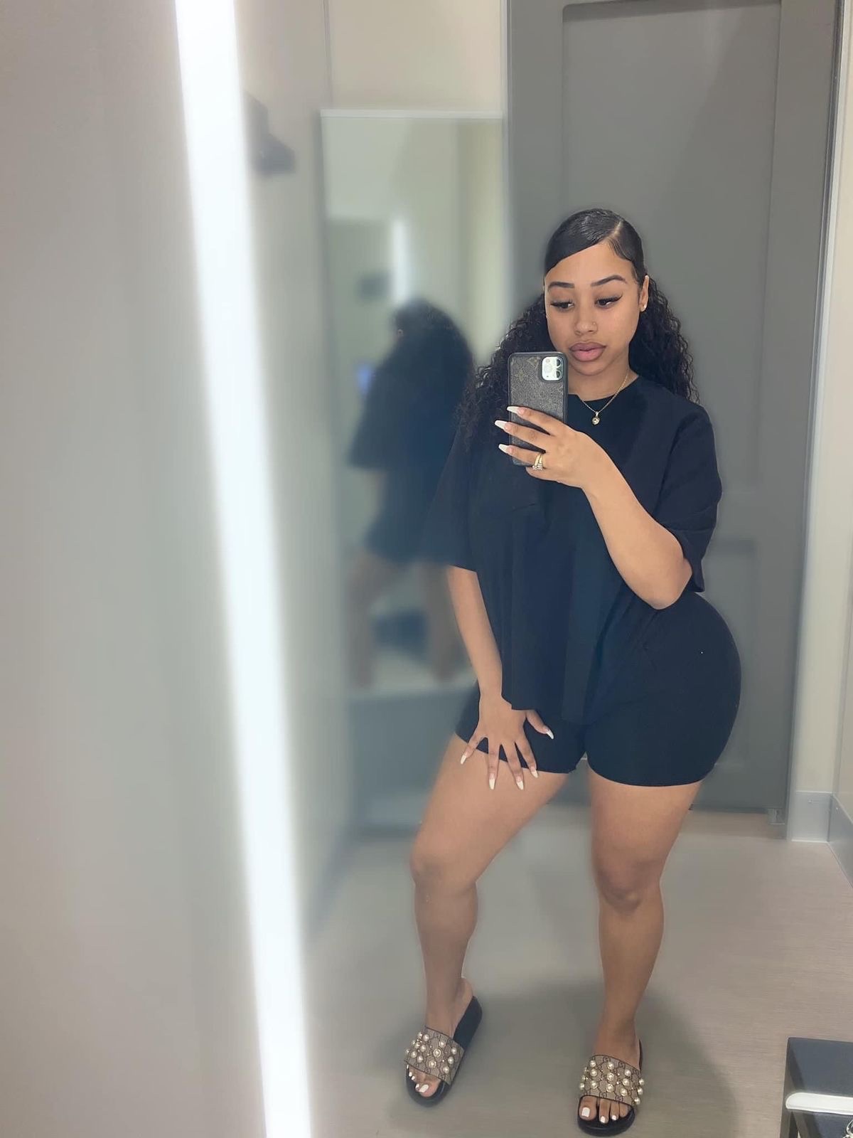 I'm available 24/7 incall/outcall and car sex🍑💦